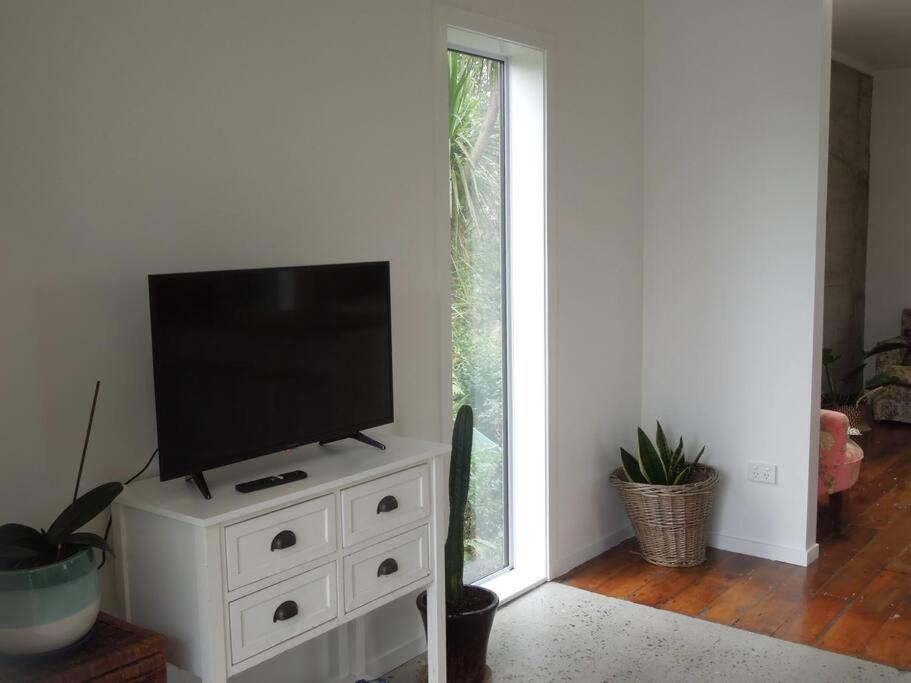 شقة Raglan, Walk To Harbour And Town, Garden Views المظهر الخارجي الصورة